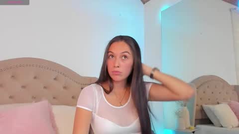 Snapshot of elivayne chatting on 03-12-26, 10:27 ELIII online show from 03-12-26, 10:27