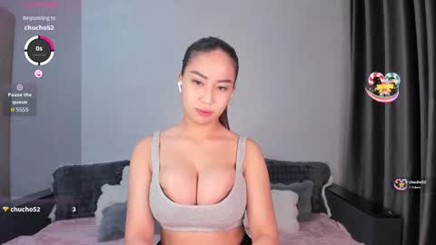 Snapshot of eliza_bad chatting on 10-23-25, 01:43 Lika online show from 10-23-25, 01:43