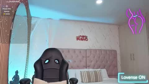 ELIZA online show from 12-14-25, 07:40