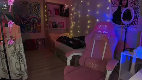 Elizabeth online show from 01-09-25, 06:26