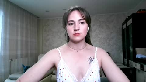 Elizabeth online show from 04-26-26, 10:02