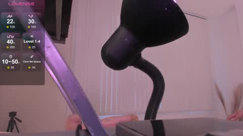 Snapshot of elizabeth_benet_ chatting on 07-16-26, 02:45 elizabeth online show from 07-16-26, 02:45