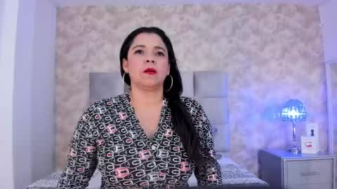 Elizabeth online show from 01-18-25, 08:51