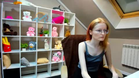 Elizabeth online show from 01-02-25, 01:06