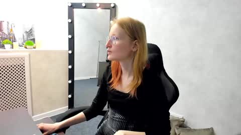 Elizabeth online show from 03-07-25, 12:58