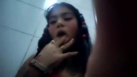 strawberry 777 online show from 11-21-25, 06:01