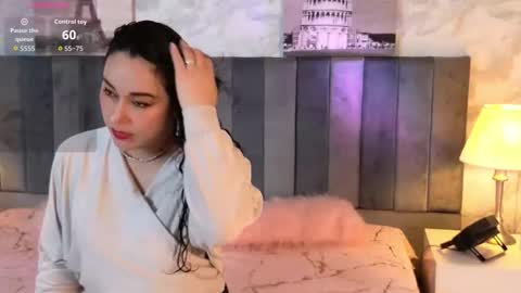 Snapshot of elizabethbennett_l chatting on 12-01-25, 11:48 elizabth online show from 12-01-25, 11:48