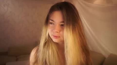 Elizabeth online show from 10-23-25, 06:06