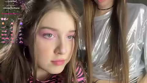 Snapshot of elizabethh_brown chatting on 06-18-26, 04:44 elizabethh_brown online show from 06-18-26, 04:44