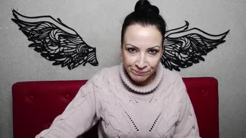 ElizabethSho online show from 02-11-25, 03:18