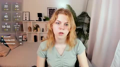 Snapshot of elizabethvane chatting on 05-10-26, 05:51 Elizabeth online show from 05-10-26, 05:51