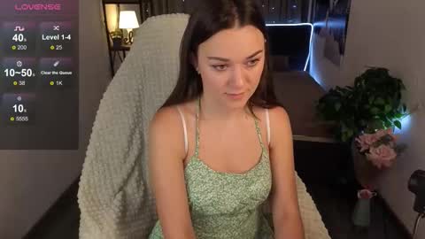 elizabetsoon online show from 11-16-25, 06:08