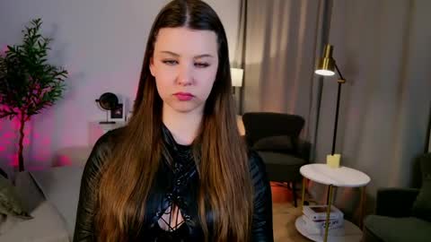 Eliza online show from 05-28-26, 01:30