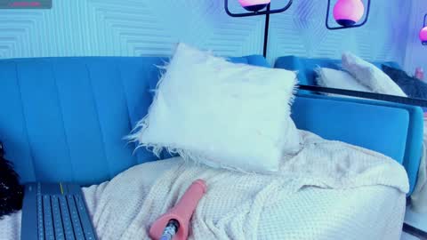 elizbeth_777 online show from 02-07-25, 11:55