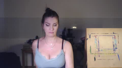 Snapshot of elizzo chatting on 12-06-24, 12:05 Eliekind online show from 12-06-24, 12:05