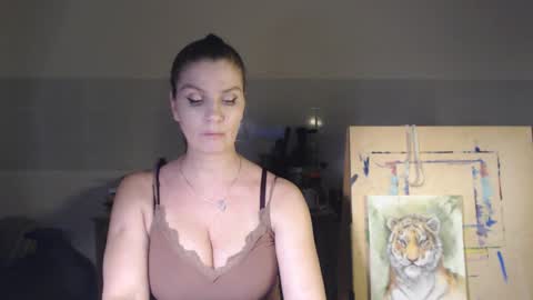 Snapshot of elizzo chatting on 12-14-24, 02:31 Eliekind online show from 12-14-24, 02:31