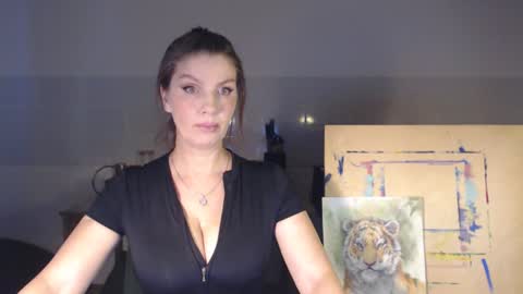 Snapshot of elizzo chatting on 02-05-25, 04:37 Eliekind online show from 02-05-25, 04:37