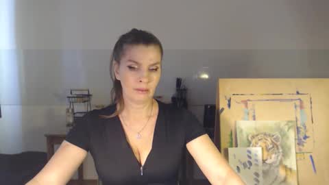 Snapshot of elizzo chatting on 03-05-25, 05:50 Eliekind online show from 03-05-25, 05:50