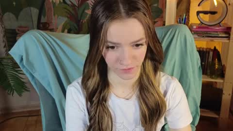 elizzza_ online show from 04-08-26, 05:40