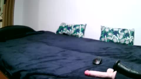 Snapshot of ella1982sexyh chatting on 10-12-25, 12:31 ella1982sexyh online show from 10-12-25, 12:31
