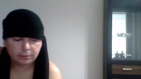 Snapshot of ella1982sexyh chatting on 10-21-25, 06:41 ella1982sexyh online show from 10-21-25, 06:41