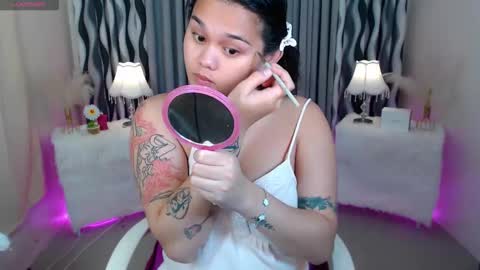 Snapshot of ella_fantasia chatting on 10-01-25, 11:16 HI ITS ME ELLA online show from 10-01-25, 11:16