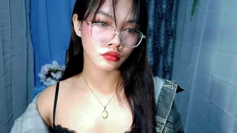 Ella online show from 11-14-25, 09:57