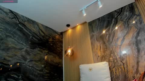 Snapshot of ella_harper chatting on 01-24-25, 05:53 ella harper online show from 01-24-25, 05:53