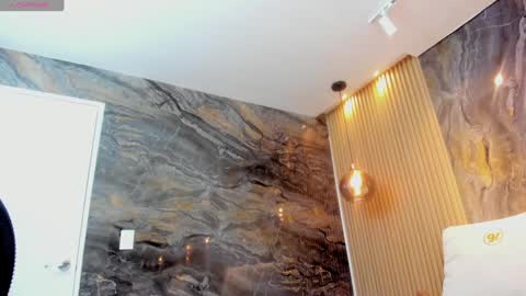 Snapshot of ella_harper chatting on 01-25-25, 05:29 ella harper online show from 01-25-25, 05:29