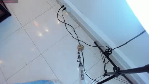 Snapshot of ella_harper chatting on 02-12-25, 09:42 ella harper online show from 02-12-25, 09:42