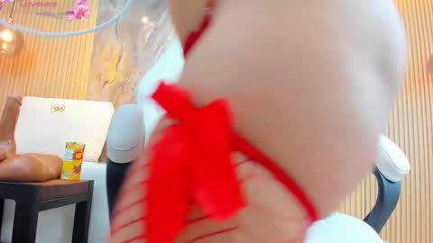 Snapshot of ella_harper chatting on 03-01-25, 04:26 ella harper online show from 03-01-25, 04:26