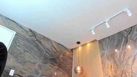 Snapshot of ella_harper chatting on 03-08-25, 05:07 ella harper online show from 03-08-25, 05:07