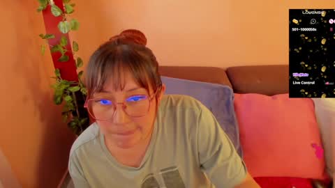 Ella and Harry online show from 01-17-25, 04:36