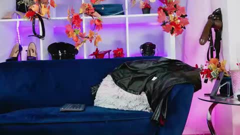 ella_kross online show from 09-19-25, 04:25