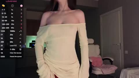 Lee online show from 11-24-25, 03:06