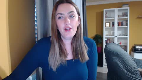 Snapshot of ella_max_live chatting on 01-21-25, 06:33 Ella Max online show from 01-21-25, 06:33