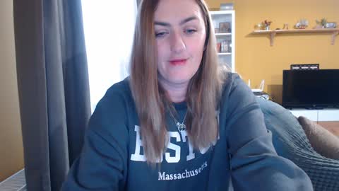 Snapshot of ella_max_live chatting on 01-28-25, 07:00 Ella Max online show from 01-28-25, 07:00