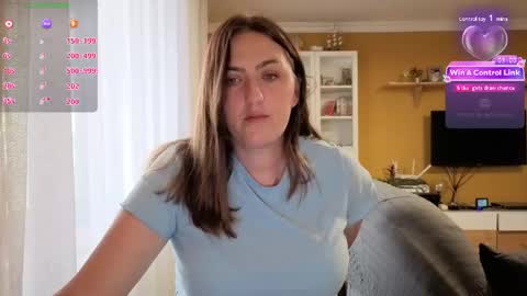 Snapshot of ella_max_live chatting on 04-21-26, 06:20 Ella Max online show from 04-21-26, 06:20