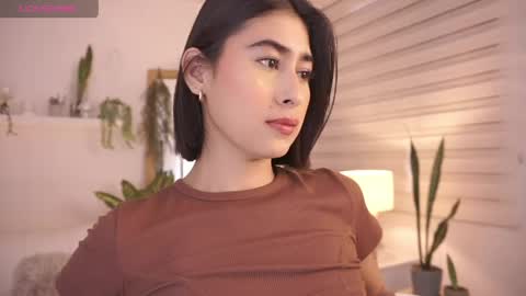 ELLA OWEN online show from 04-14-26, 06:14