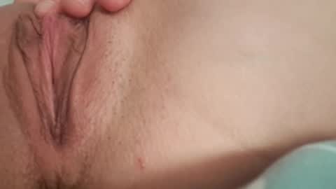 Snapshot of ella_pink chatting on 12-01-25, 12:10 Ella online show from 12-01-25, 12:10