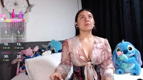 Snapshot of ella_rouse1 chatting on 05-25-26, 11:05 ella rouse online show from 05-25-26, 11:05