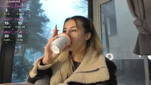 ella_vee online show from 01-16-26, 06:39