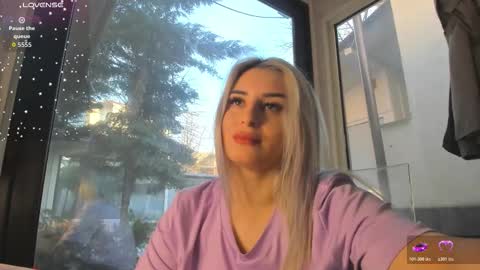 ella_vee online show from 03-04-26, 05:57