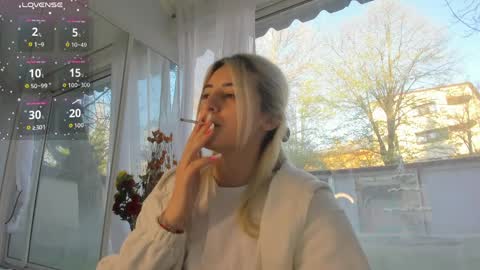 ella_vee online show from 04-07-26, 05:08