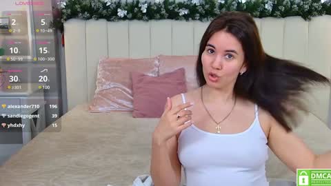 Snapshot of ellaander chatting on 01-25-25, 10:19 Ella online show from 01-25-25, 10:19