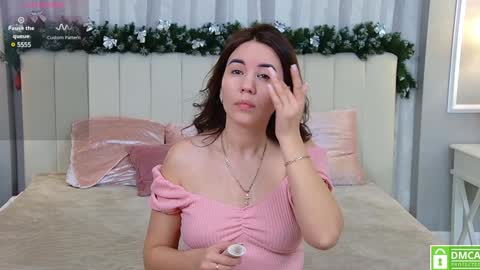 Snapshot of ellaander chatting on 01-31-25, 04:25 Ella online show from 01-31-25, 04:25