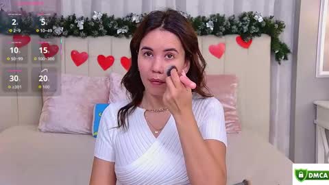 Snapshot of ellaander chatting on 09-18-25, 04:14 Ella online show from 09-18-25, 04:14