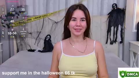 Snapshot of ellaander chatting on 10-25-25, 04:09 Ella online show from 10-25-25, 04:09