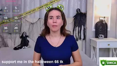 Snapshot of ellaander chatting on 10-27-25, 04:16 Ella online show from 10-27-25, 04:16