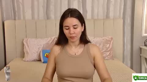 Snapshot of ellaander chatting on 07-14-26, 04:17 Ella online show from 07-14-26, 04:17